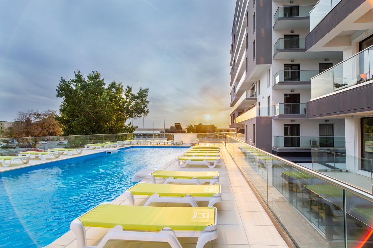 Am Gasit 35 De Hoteluri Cu Piscina In Mamaia ️